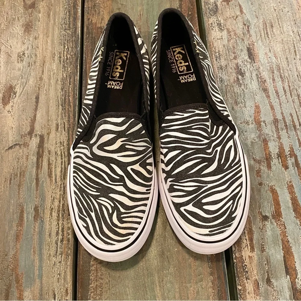 Keds Double Decker Zebra Canvas Slip On Shoes Womens Size 5 Dream Foam Sneakers